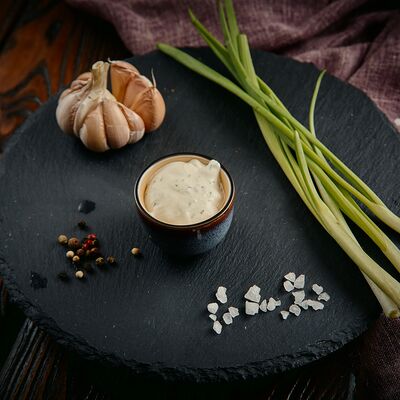 Чесночный в Шашлычный двор по цене 72