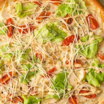 Пицца Цезарьв BORANI по цене 876 ₽