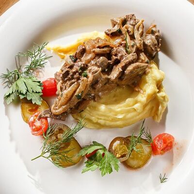 Бефстроганов в Лентяйка по цене 230 ₽