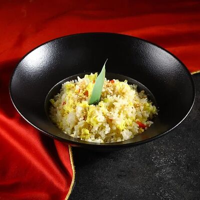 Жареный рис с яйцом и овощами в Asia по цене 438 ₽