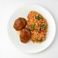 Мясные котлеты с рисом и овощами в Приморская рюмочная друзей