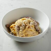 Спагетти Карбонара с кониной в Cheeseria