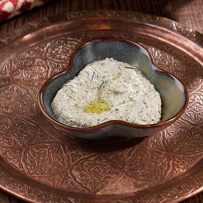 Авокадо с йогуртом и орехом в Серкан по цене 190 ₽