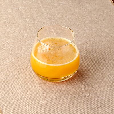 Свежевыжатый сок в Casa Mia по цене 255 ₽