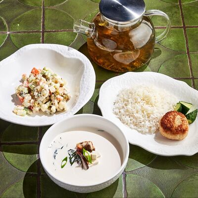 Обед из 3-х блюд (Салат, суп, горячее) в Двор Помидор по цене 740 ₽