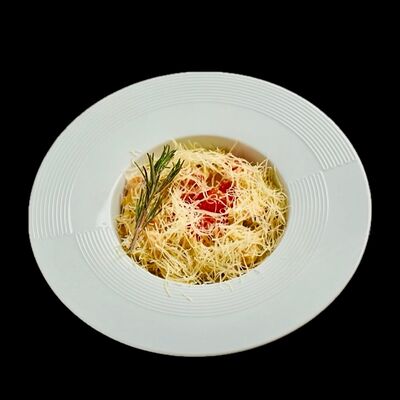 Феттуччине с семгой в Леон по цене 700 ₽