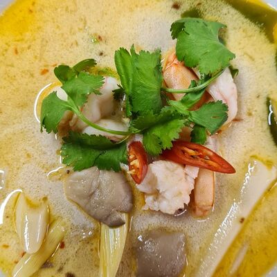 Том ям с морепродуктами в Kuksu House по цене 710 ₽