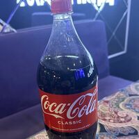 Кока-Кола в пластиковой бутылке в Дым Хаус 13Шашлык Хаус