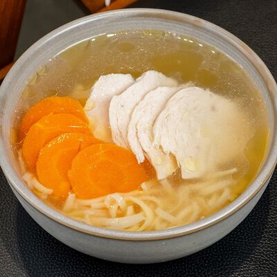 Суп-лапша в Лебовски Пицца и Боулинг по цене 370 ₽