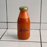 Фреш морковный свежевыжатый в Let it be