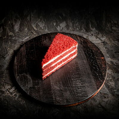 Торт Красный бархат в KOSTROF по цене 478 ₽