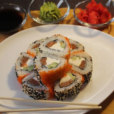 Роллы Бмв в Ямато по цене 710 ₽