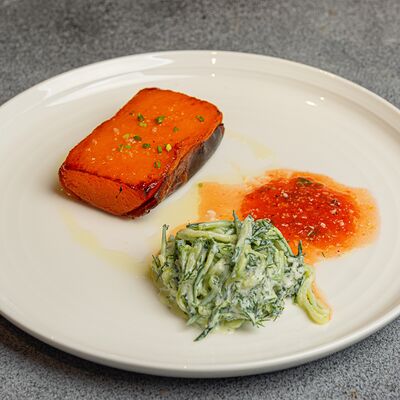 Батат, томатная сальса и дзадзики в 321 Club by Novikov по цене 710