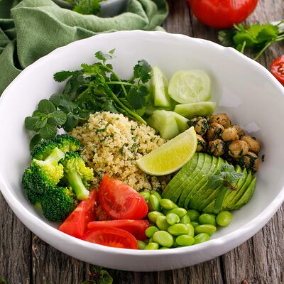 Боул с кускусом в Пряности & Радости на Васильевском по цене 460