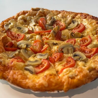 Пицца с курицей в Мубарак по цене 1500 ₽