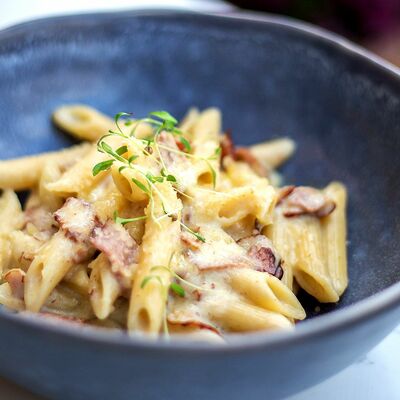 Пенне Карбонара в Джульетта по цене 420 ₽