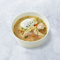 Куриный суп с птитимом и яйцом в Vaffel Норвежские вафли