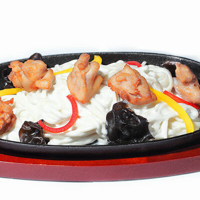 Удон с курицей в сливочном соусе в Чайна Тун по цене 260