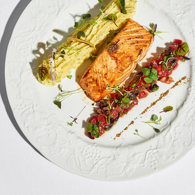 Семга, запеченная с медом в Sabor de la Vida по цене 2850 ₽