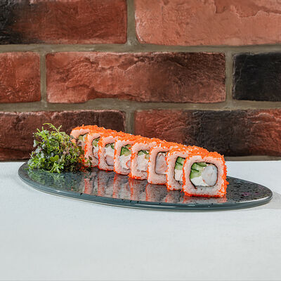 Калифорния с Креветкой в Суши на районе по цене 680 ₽