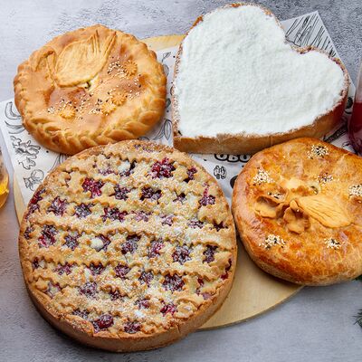 Сет из 4 пирогов в Пекарня Кулинария Пиццерия ОБОЖАЮТВСЕ! по цене 4799 ₽