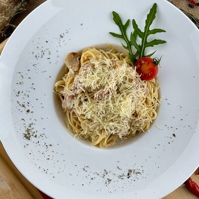 Паста Карбонара со спагетти в Корпус О бар по цене 470 ₽