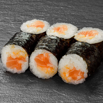 Классический ролл Спайси сяке маки в Lite Sushi по цене 350 ₽