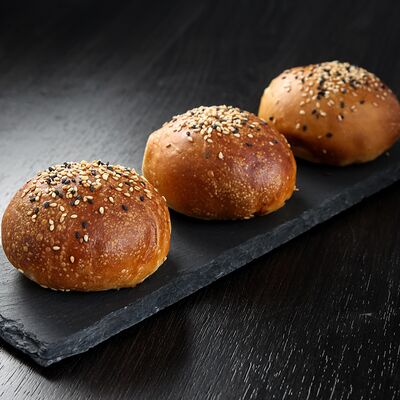 Хлеб (мини-булочка) в Loca Pizza по цене 48 ₽