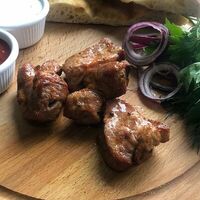 Шашлык из cвинoй шеи в Деревяшка