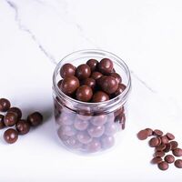 Фундук в молочном шоколаде, подарочная упаковка в Chocolate Berry