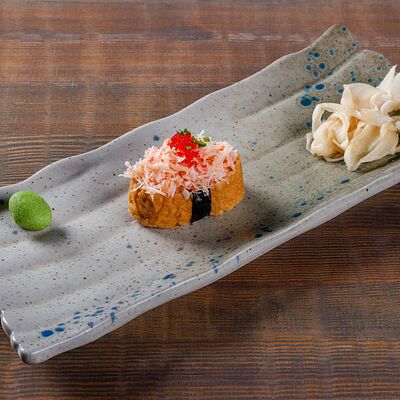 Инари Суши с крабом в Bao по цене 350 ₽