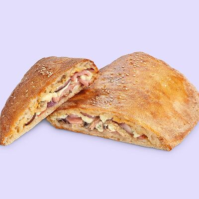 Кальцоне ветчина грибы Мах в Комбо по цене 450 ₽