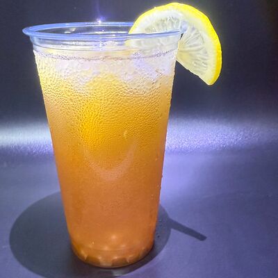 Бабл ти Клубника-банан собственного производства в Поедем поедим по цене 480 ₽