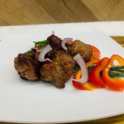 Шашлык из свиной мякоти в Мясной дом по цене 450 ₽