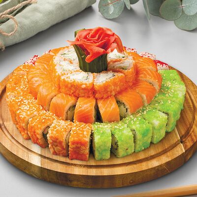 Суши-торт Филадельфия в Суши хит по цене 4363 ₽