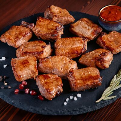 Big шашлык из свиной шеи в Шашлычный двор по цене 960