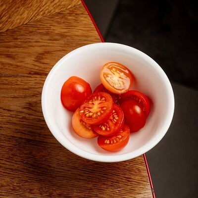 Томаты черри в Гент по цене 230 ₽