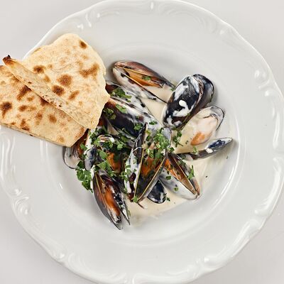 Мидии в соусе блю чиз в Итальянцы по цене 790 ₽