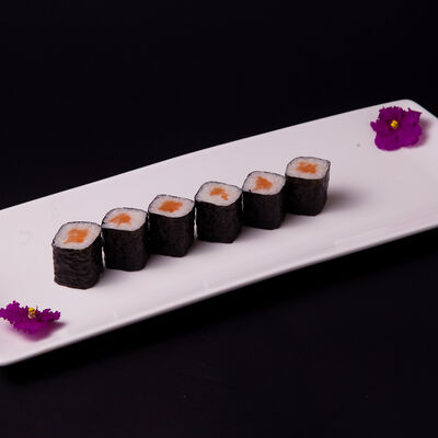 Ролл с лососем в Кабуки по цене 190