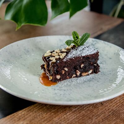 Шоколадный брауни в Гриль-бар Бикью по цене 490 ₽