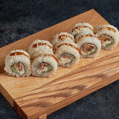 Фирменный ролл Лосось терияки маки в Вкусно Суши по цене 430