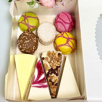 Подарочный набор I Love You в Чарли Чаплин по цене 1690 ₽