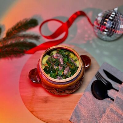 Мясо в горшочке в Dolce goose по цене 595 ₽