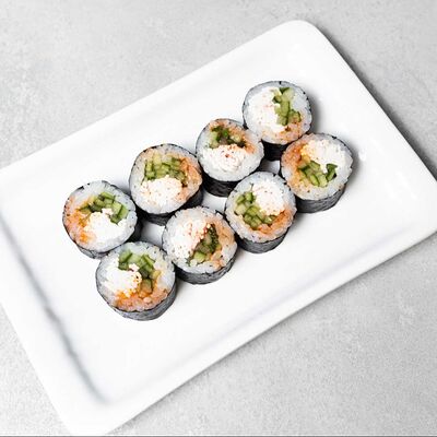 XL Маки с крабом кимчи в Rock & Roll Sushi по цене 520 ₽