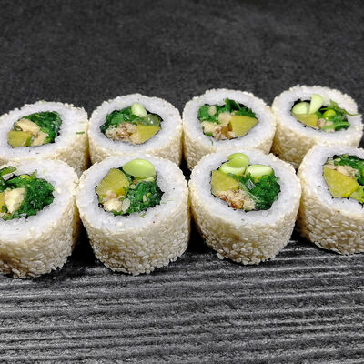 Ролл Зеленый боб в кунжуте в Life Rolls по цене 165