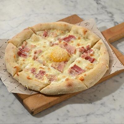 Пицца Карбонара в Massimo по цене 710 ₽