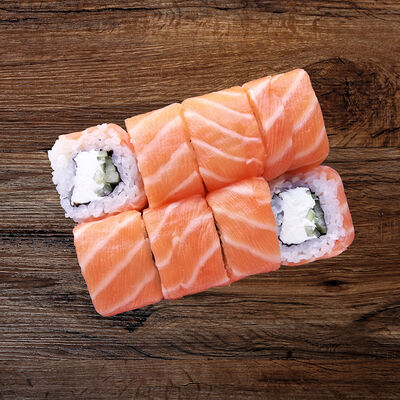 Ролл Филадельфия классика в Умами суши по цене 715 ₽