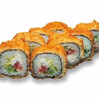 Жареный ролл с тунцом в Йоги Суши