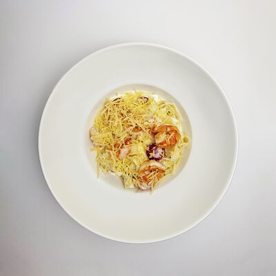 Фетучини с креветками в Атмосфера по цене 895 ₽