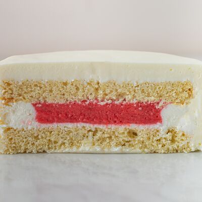 Бенто-торт Клубника в Мамин Cake по цене 2000 ₽